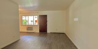 Spacious 1 Bed/1bath close to CU with Reserved Parking Gallery 5