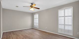 Charming 2BR Townhome in Beaumont Gallery 16