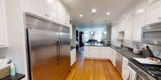 Gorgeous four bedroom in Brookline Gallery 5