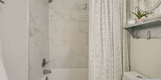 Corner Unit 2 BDR / 2.5 BA Townhome Gallery 19