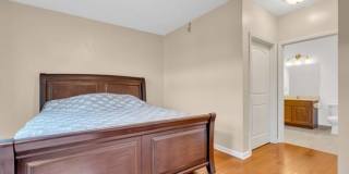 104 E Elizabeth Ave # E11938R Gallery 11