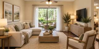 Beautiful 2/2 Conservation View Condo at The Crest close to UCF and Valencia College. Beautiful 2/2 Conservation View Condo at The Crest close to UCF and Valencia College. Gallery 1