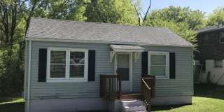 1 Bed/1 Bath Home plus office in Madison with Laminate Flooring, Pet Friendly Gallery 1