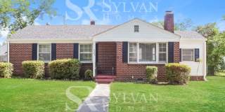 2424 Paxton Street Gallery 1