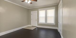 Hawthorne Street Gallery 72