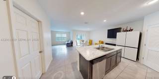 2137 SE Glenrock Terrace Gallery 4