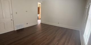 311 N Hamilton Gallery 4