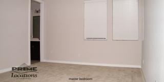 Spacious modern living Gallery 9