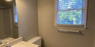 4036 Greenleaf Street Gallery 16