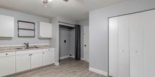 109 S Colorado Avenue Gallery 8
