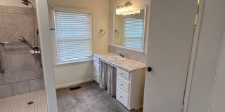 Midtown Charmer 2 Bed 2 Bath! Gorgeous Updates! Gallery 16