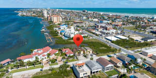 208 W Saturn Ln Gallery 37