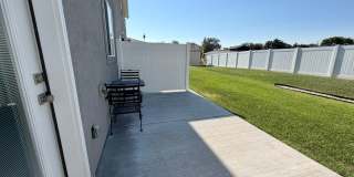 Nearly New Townhome Gallery 20