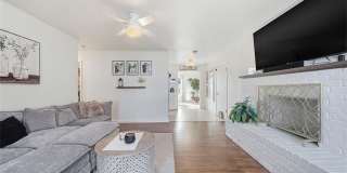 318 E Maple Street Gallery 3