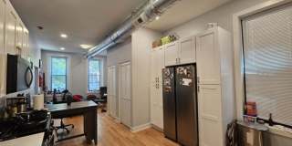 1415 W Erie Street, Gallery 4