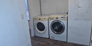 209 S Avenue B Gallery 7