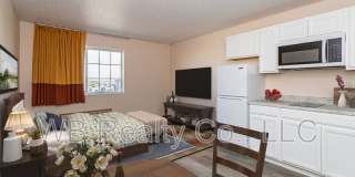 1521 S G Ave Gallery 1