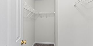 45426 Clarkes Crossing Square Gallery 32