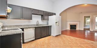 Room in 3 Bedroom Home at Tom Hunter Dr Gallery 24