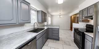 Spacious Ranch Living – 3 Beds, 2 Baths, 2 Car Garage & Large Backyard Gallery 3