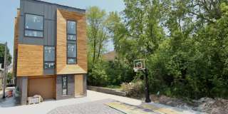 1817 North Arlington Place Gallery 11