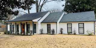 1624 W CHURCHILL DOWNS Cir Gallery 1