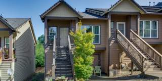 Spacious Happy Valley Townhome Featuring Three Bedrooms, Two Balconies & Attached Garage Spacious Happy Valley Townhome Featuring Three Bedrooms, Two Balconies & Attached Garage Gallery 1