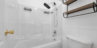 1361 Jenny Ln Gallery 24