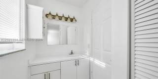 2011 Bay Dr 2011 Bay Dr Gallery 13