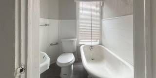 Renovated Three Bedroom w/ New Flooring throughout in Southwest Gallery 6