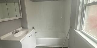 4bd Single Lakeshore Blvd Area Section 8 Gallery 7