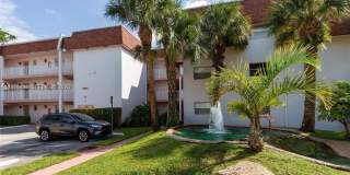 8000 Lagos De Campo Blvd Gallery 1