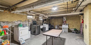 722 Grand Avenue Gallery 36