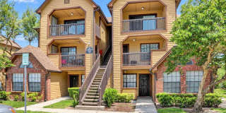 305 Lakepointe Drive Gallery 1