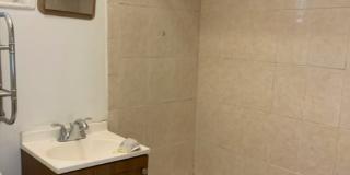 16 Reedsdale Street Gallery 9