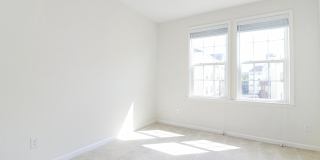 24620 BYRNE MEADOW Square Gallery 19