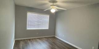 Foxchase Subdivision - End Unit Gallery 14