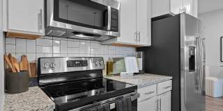 Lively at Drayton Mills Gallery 13