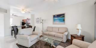 Beautifully furnished 2BR/2BA first-floor condo Gallery 4