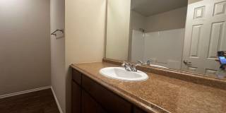 3 Bedroom 2 Bathroom 2 Car Garage Duplex In Moore Gallery 14