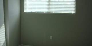 2 BEDROOM 1 BATH UPSTIARS UNIT WITH BALCONY FRONT AND BACK Gallery 9