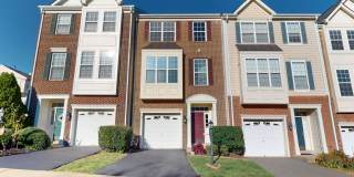 502 LEGRACE Terrace NE Gallery 1