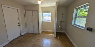 Spacious 3BR Rental with Outdoor Living Space Gallery 13
