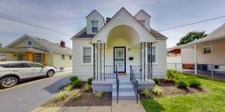 Newly Renovated 2 Bed/1 Bath Home in Camp Taylor Gallery 1