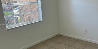 10425 NW 8th St Gallery 5