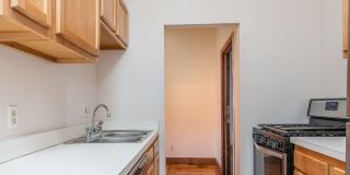 Summit St 1689 MLR Gallery 11