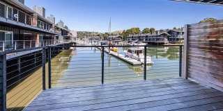 The Cove at Tiburon Gallery 16