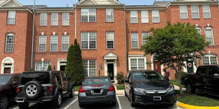 2386 WOODLAND POND Lane Gallery 1