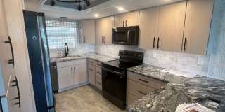 Waterfront Townhome in Punta Gorda Gallery 9