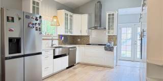 1369 Hepner Gallery 7